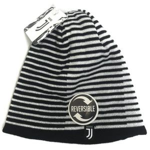 Juventus Beanie Reversible